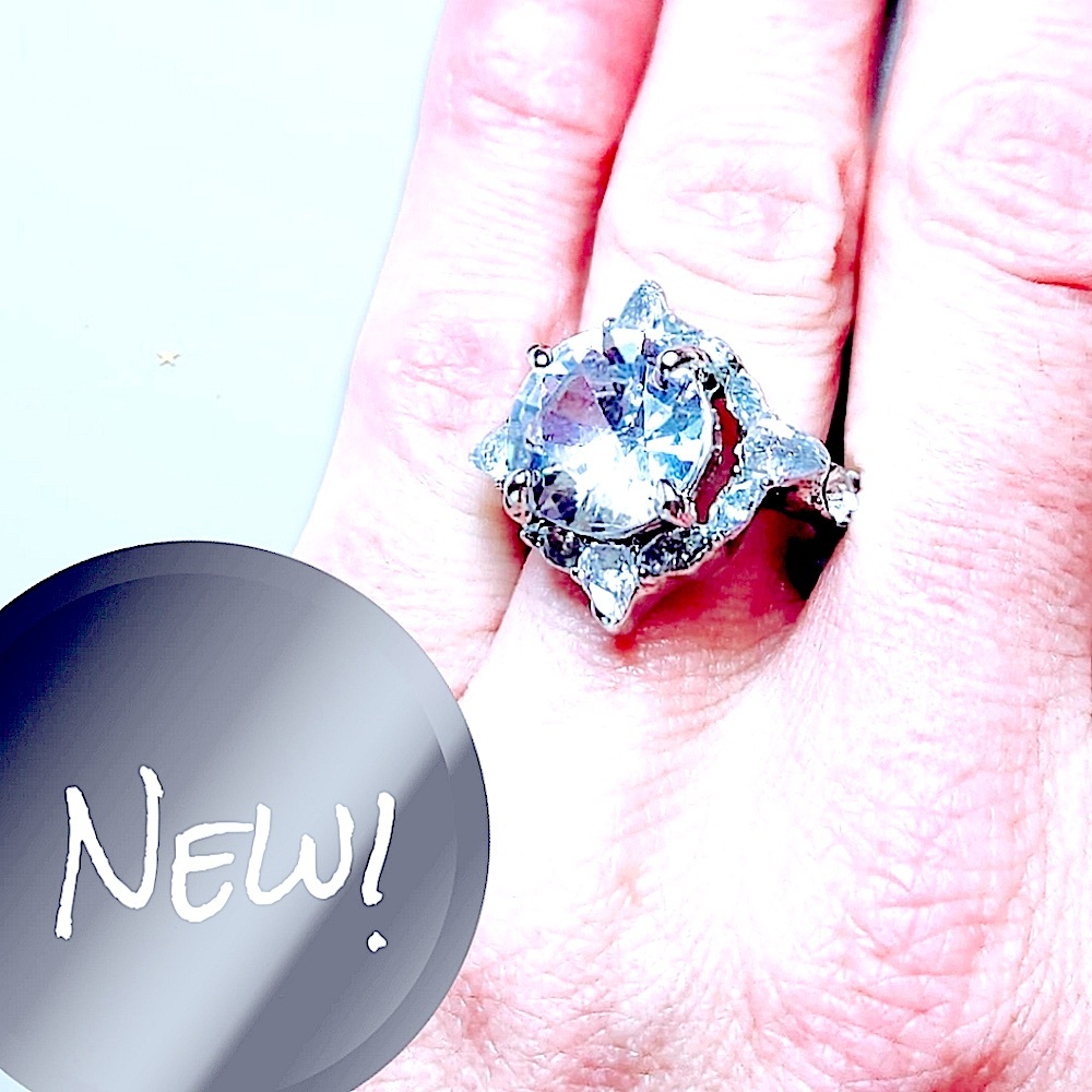 Women's Engagement Wedding Ring Large Halo Solitaire Nwt - Picture 3 of 9